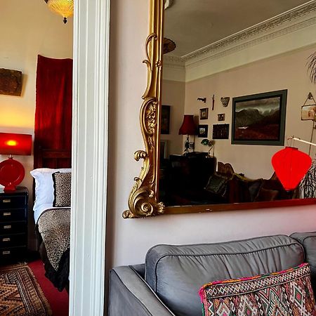 Central Apartment With Parking, Original Art And Antiques EDI Exterior foto