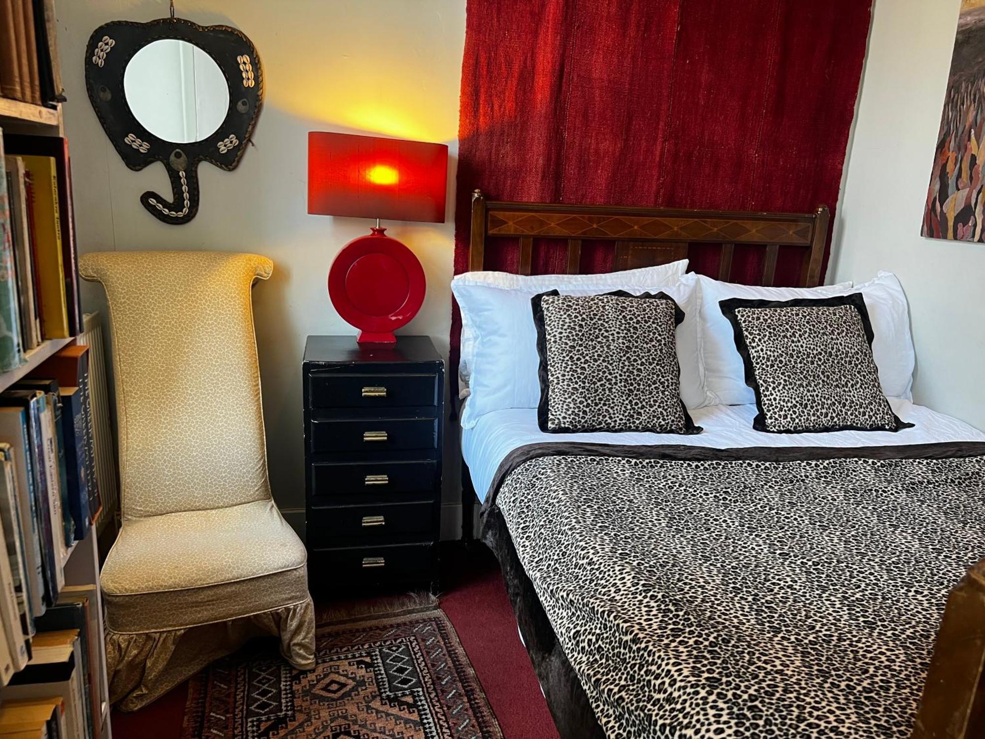 Central Apartment With Parking, Original Art And Antiques EDI Exterior foto