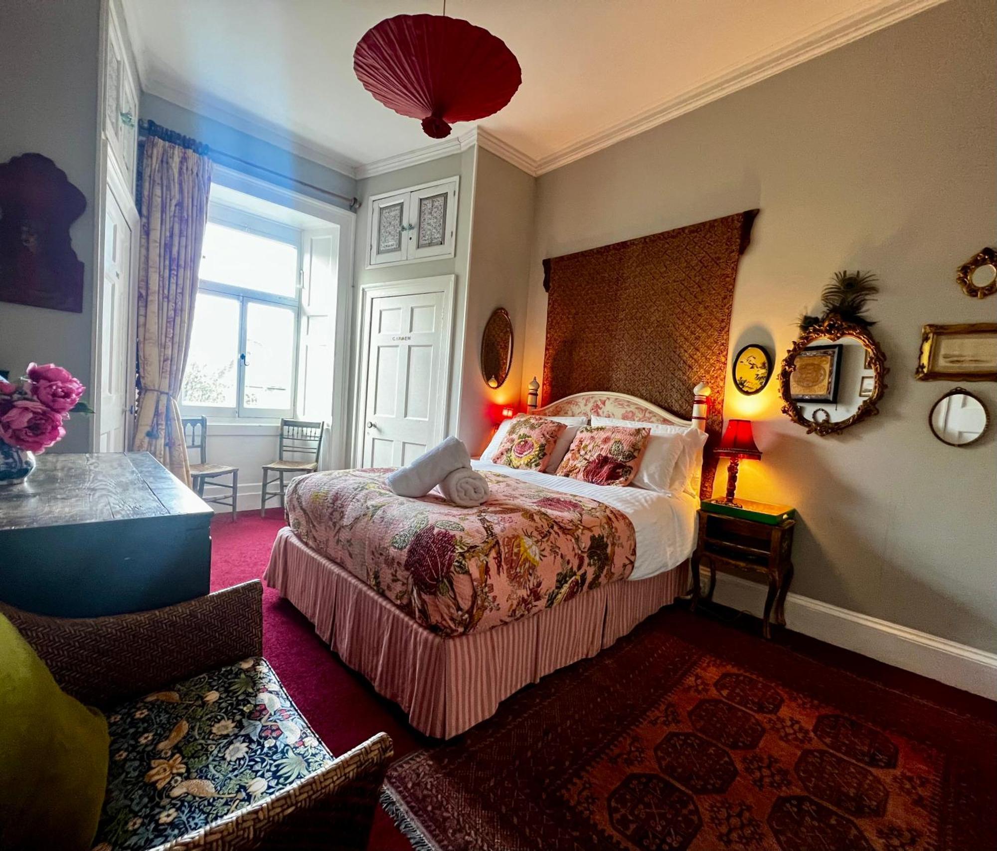 Central Apartment With Parking, Original Art And Antiques EDI Exterior foto