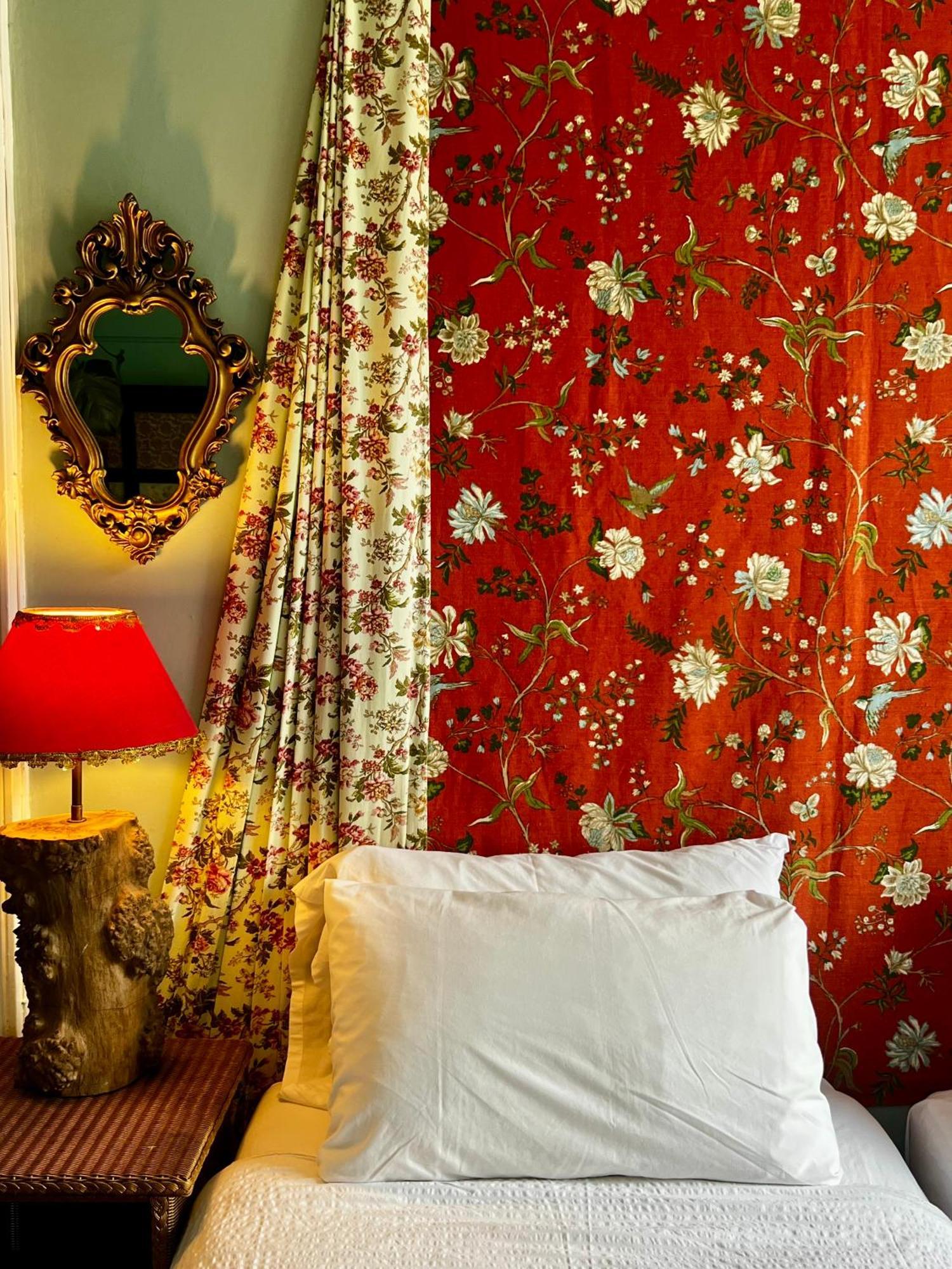 Central Apartment With Parking, Original Art And Antiques EDI Exterior foto