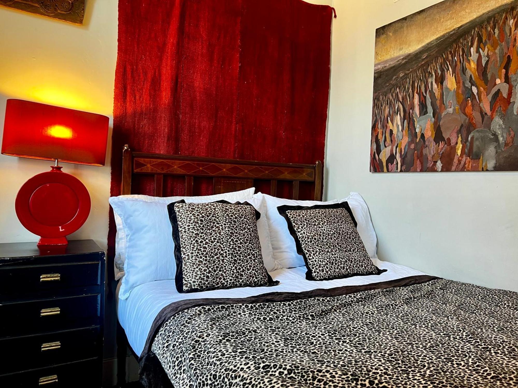Central Apartment With Parking, Original Art And Antiques EDI Exterior foto